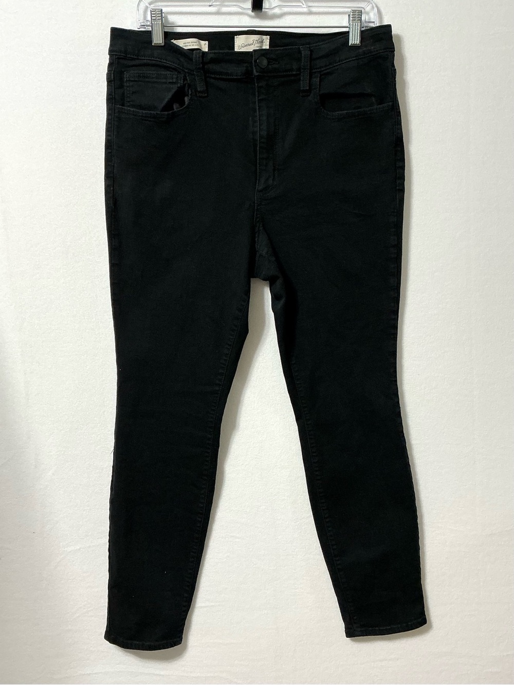 Universal Thread High Rise Skinny Jeans Women’s 14R Black Stretch